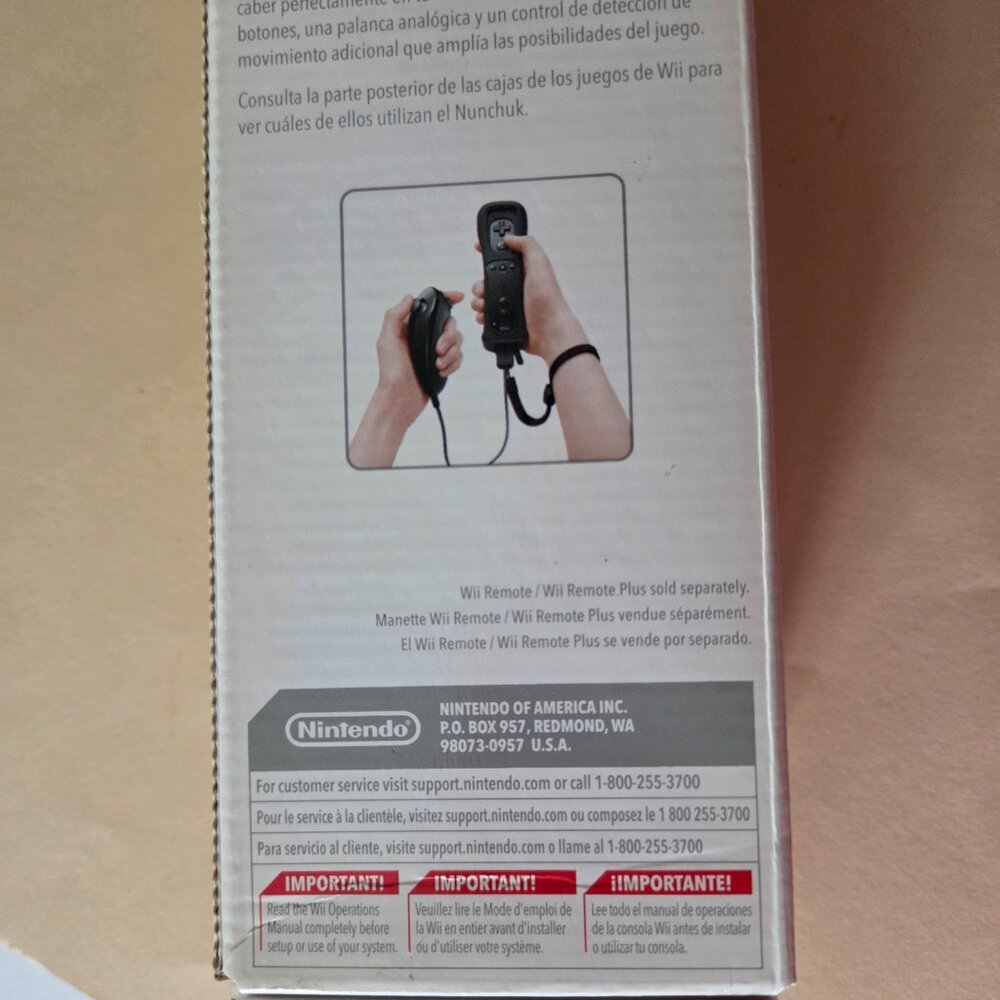 Wii Nunchuck Black New In Box - Picture 6 of 7